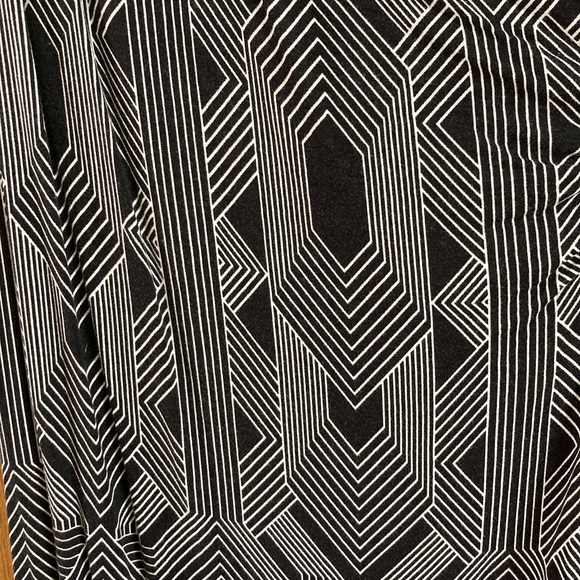 👗 Coldwater Creek Size 8 Black and White Dress - Picture 2 of 9